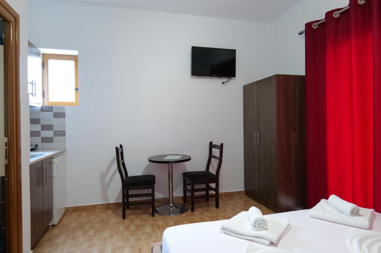 Vila Relax Ksamil Ngoại thất bức ảnh