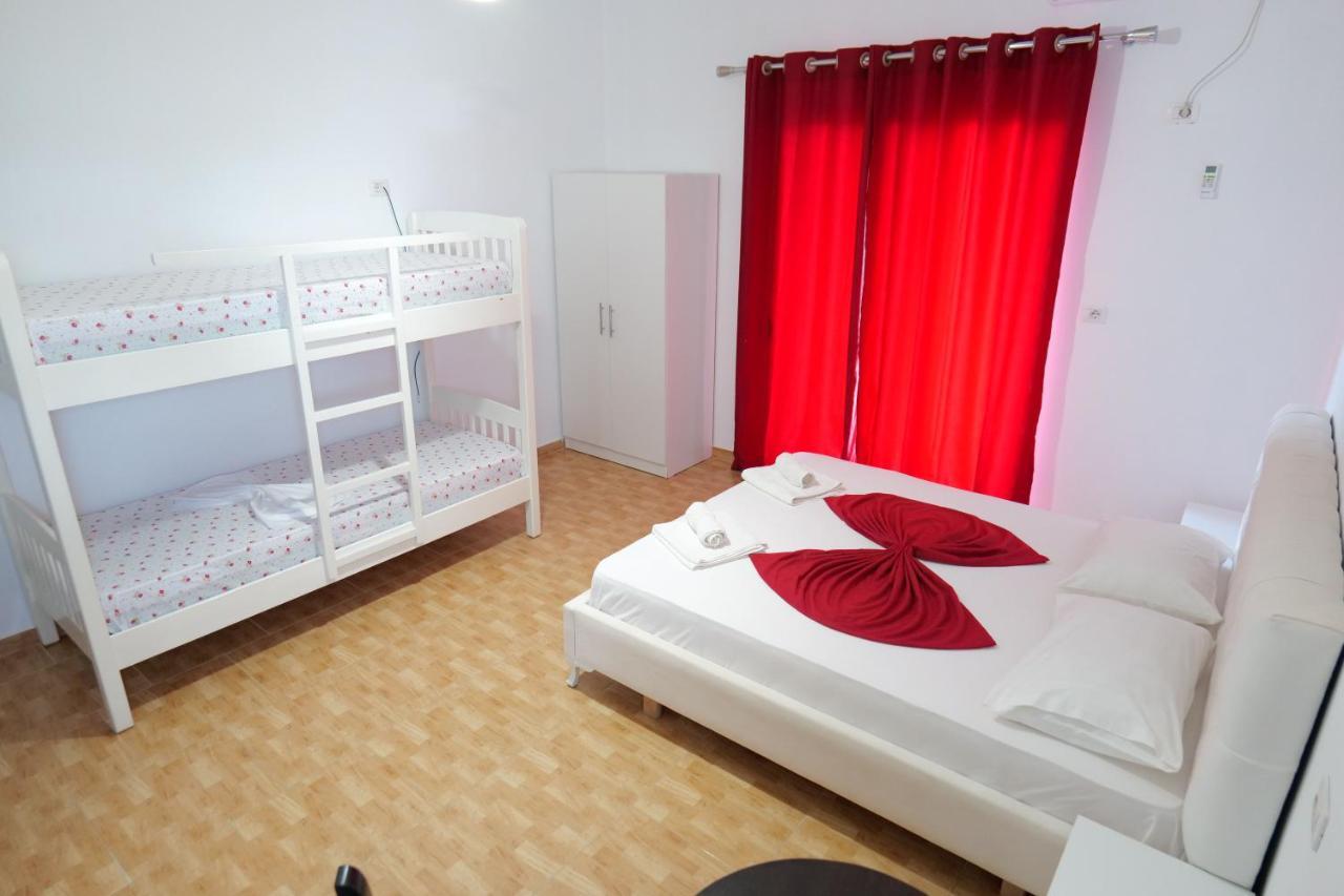 Vila Relax Ksamil Ngoại thất bức ảnh