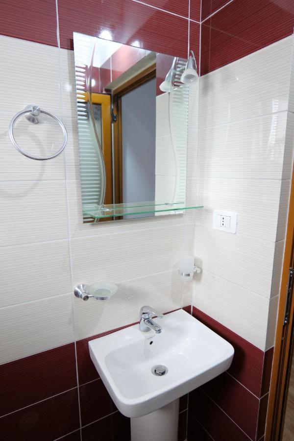 Vila Relax Ksamil Ngoại thất bức ảnh